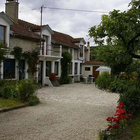 Chez Jo Гостевой дом